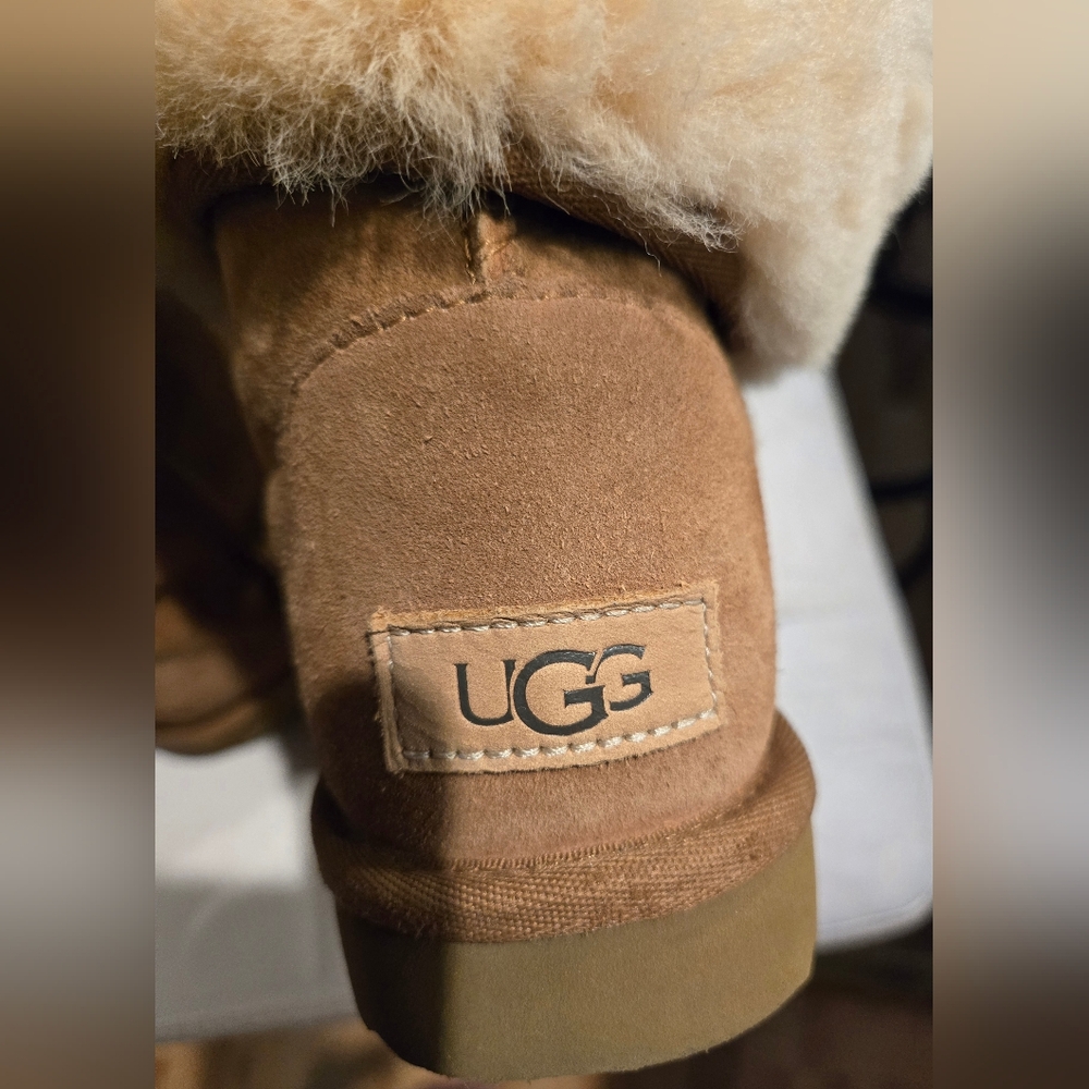 UGG Cozy Tan Shearling-Lined Women's Boots - Picture 10 of 12